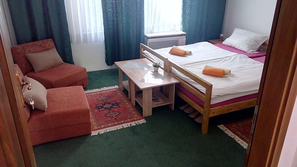 Alma Apartment *